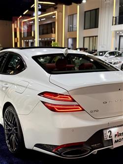 جنسس G70